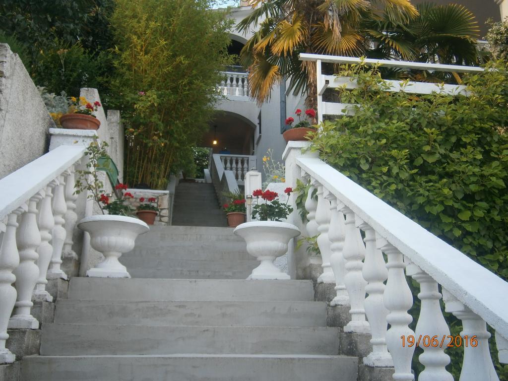 Apartments Sea And Sun Rabac Exterior photo